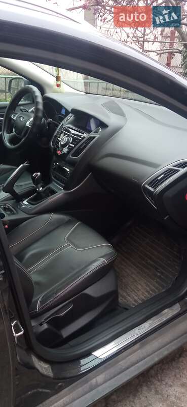 Універсал Ford Focus 2011 в Дніпрі