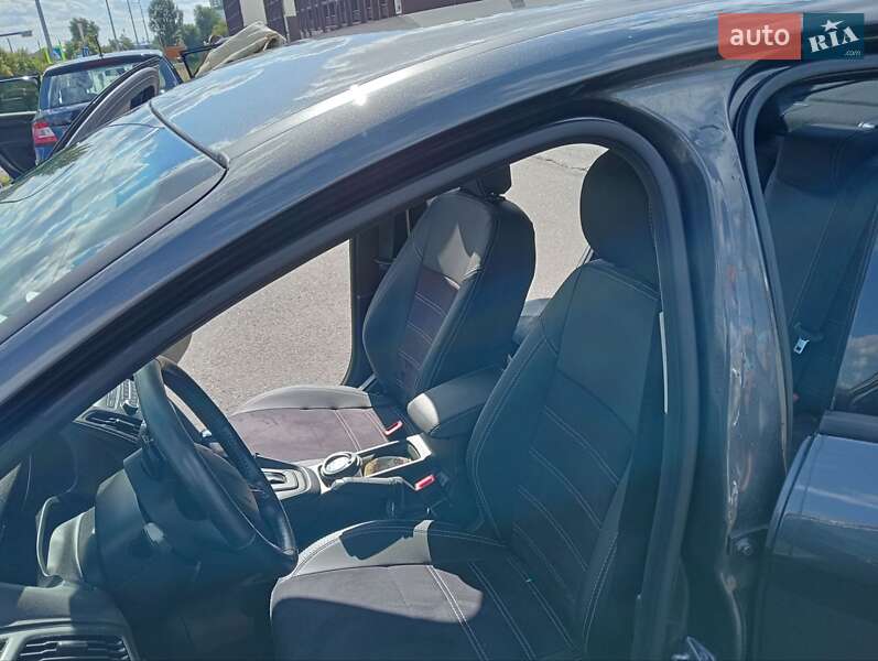 Седан Ford Focus 2016 в Києві фото 23 Седан Ford Focus 2016 в Києві
