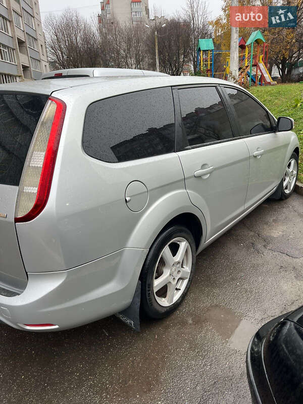 Универсал Ford Focus 2010 в Хмельницком фото 3 Универсал Ford Focus 2010 в Хмельницком