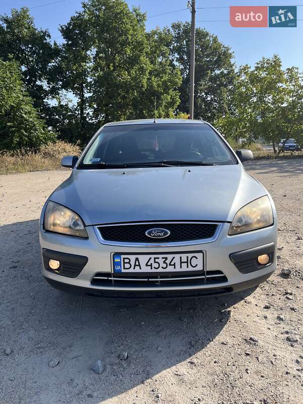 Хэтчбек Ford Focus 2004 в Кропивницком