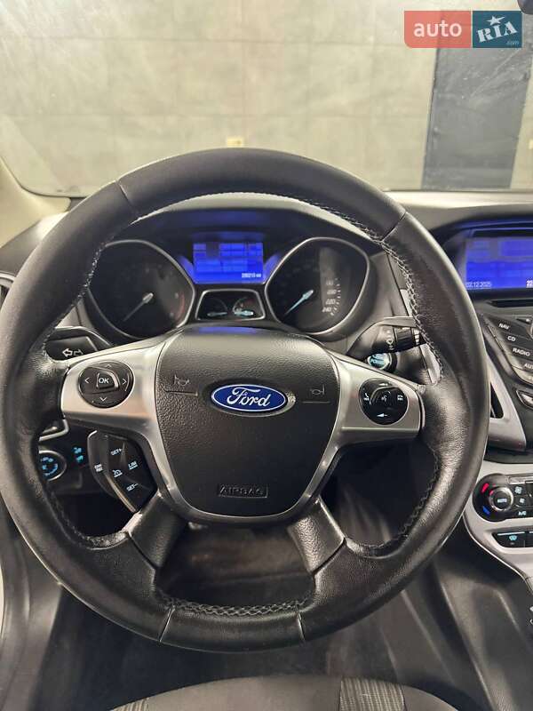Универсал Ford Focus 2012 в Сарнах фото 12 Универсал Ford Focus 2012 в Сарнах