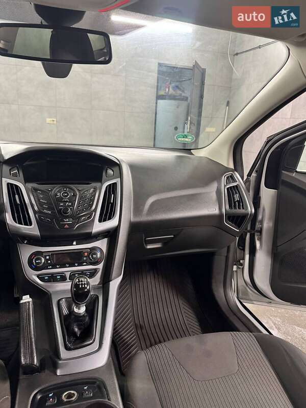 Универсал Ford Focus 2012 в Сарнах фото 20 Универсал Ford Focus 2012 в Сарнах