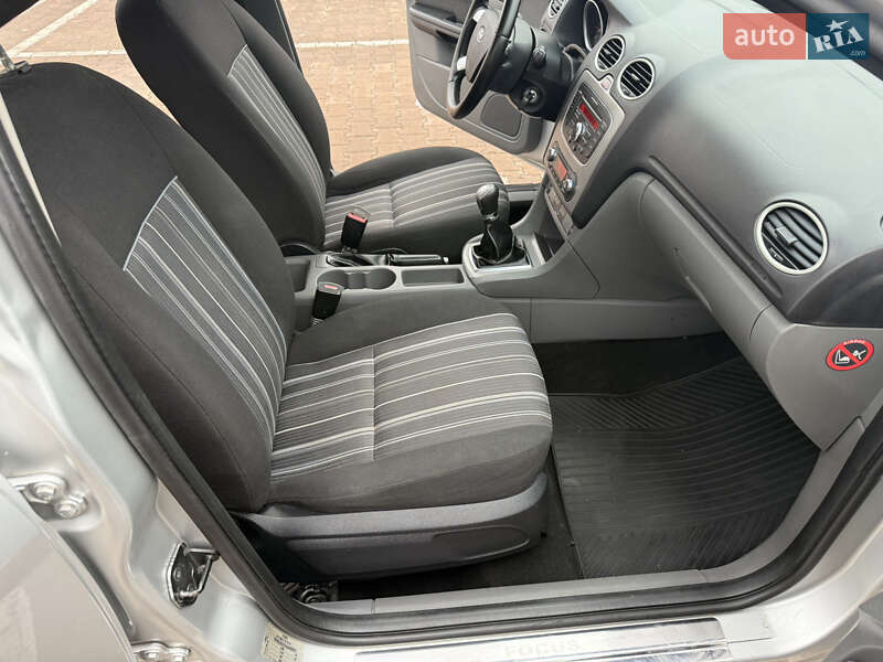 Универсал Ford Focus 2010 в Житомире фото 29 Универсал Ford Focus 2010 в Житомире