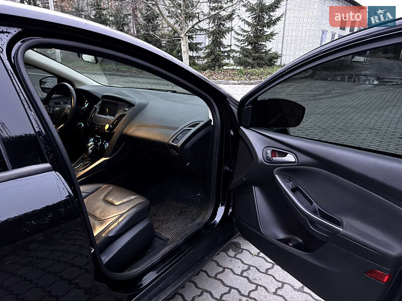 Седан Ford Focus 2016 в Львові фото 16 Седан Ford Focus 2016 в Львові