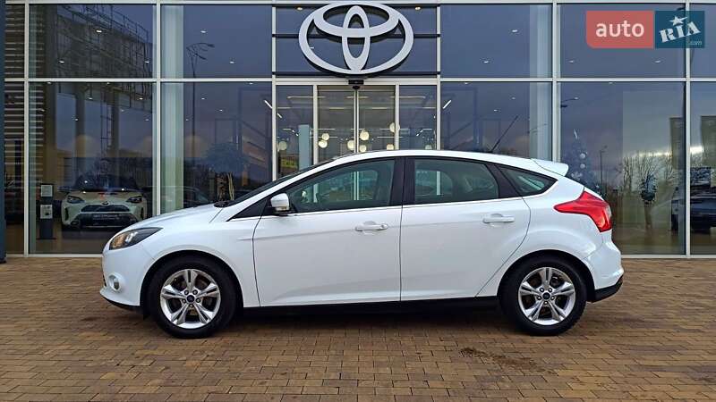 Хэтчбек Ford Focus 2013 в Киеве фото 3 Хэтчбек Ford Focus 2013 в Киеве