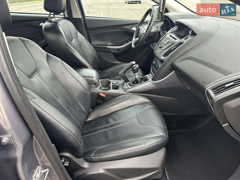 Универсал Ford Focus 2012 в Ровно