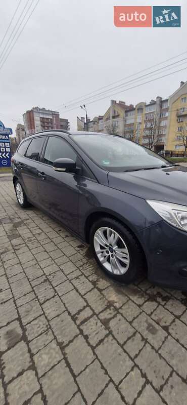 Универсал Ford Focus 2012 в Ивано-Франковске фото Универсал Ford Focus 2012 в Ивано-Франковске