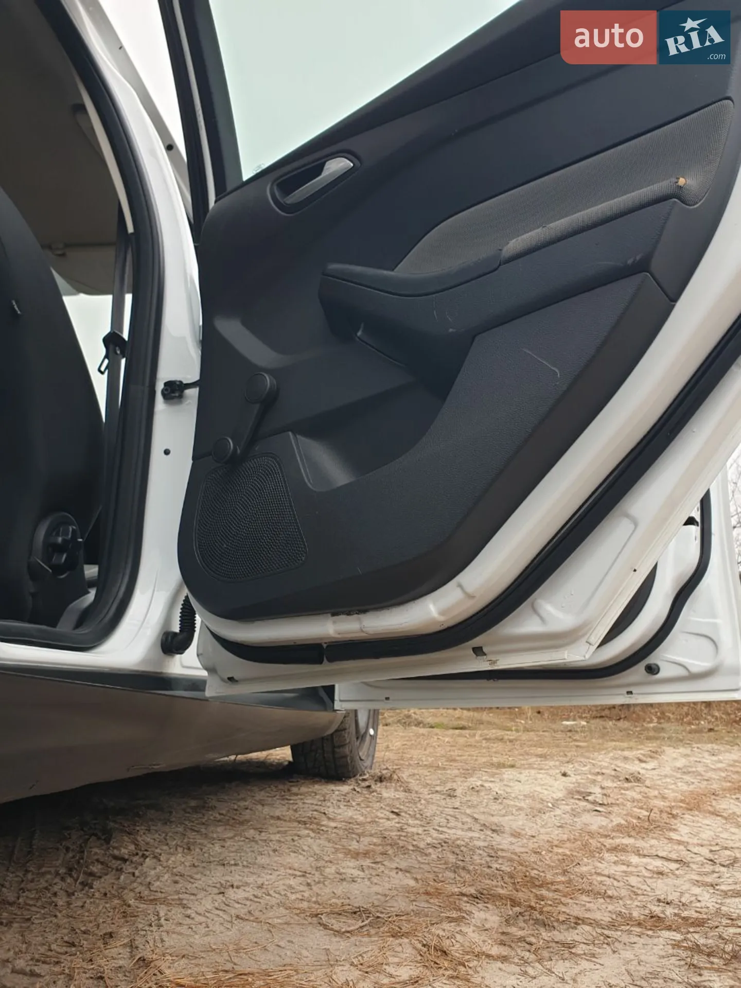 2011 Ford Focus - мініатюра 13