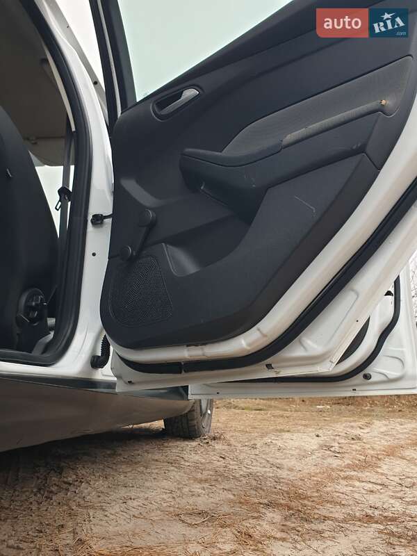 Седан Ford Focus 2011 в Полтаві