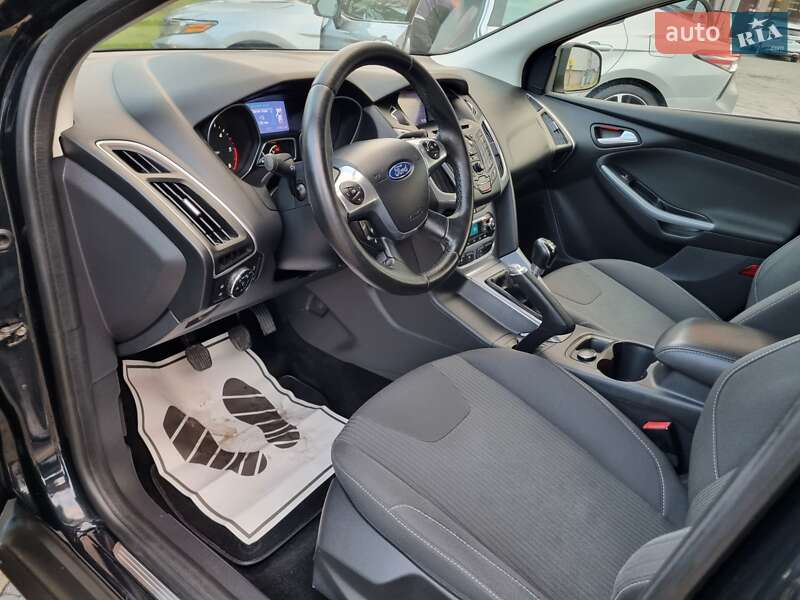Универсал Ford Focus 2012 в Львове фото 24 Универсал Ford Focus 2012 в Львове