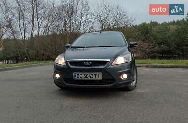 Универсал Ford Focus 2008 в Новояворовске