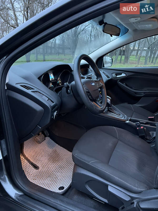 Седан Ford Focus 2014 в Кременчуге