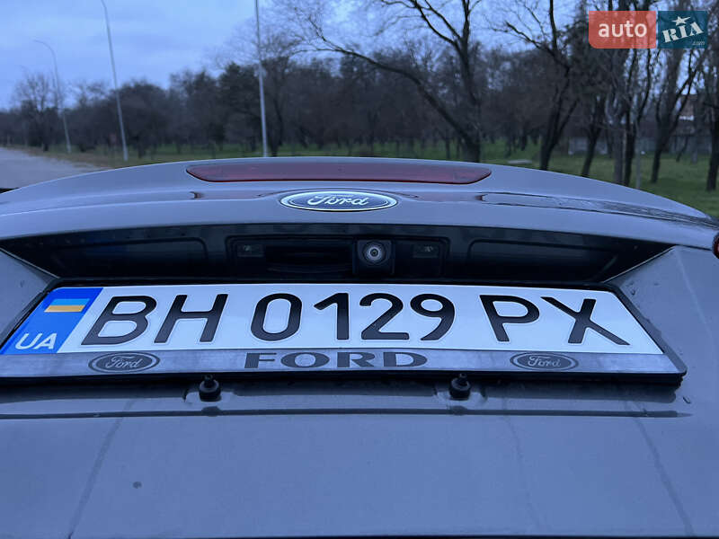 Седан Ford Focus 2014 в Кременчуге