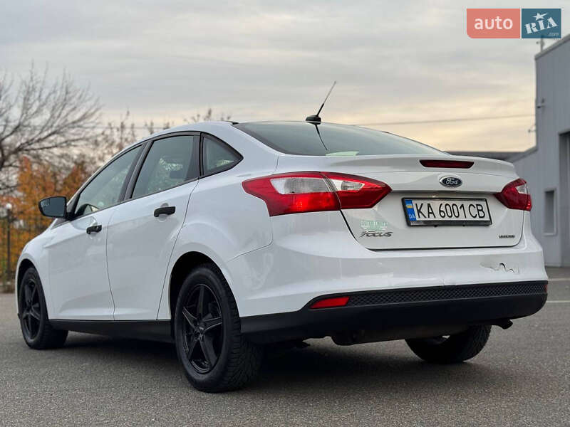 Седан Ford Focus 2014 в Киеве