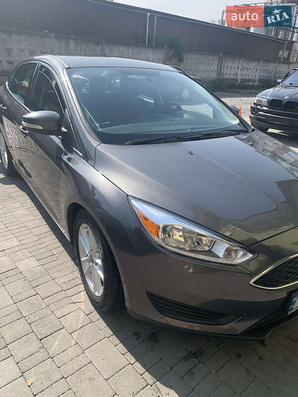 Седан Ford Focus 2015 в Львові