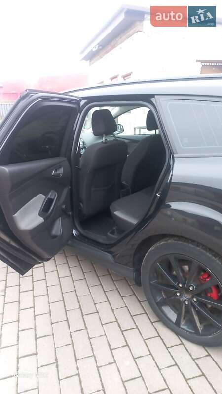 Универсал Ford Focus 2012 в Гоще