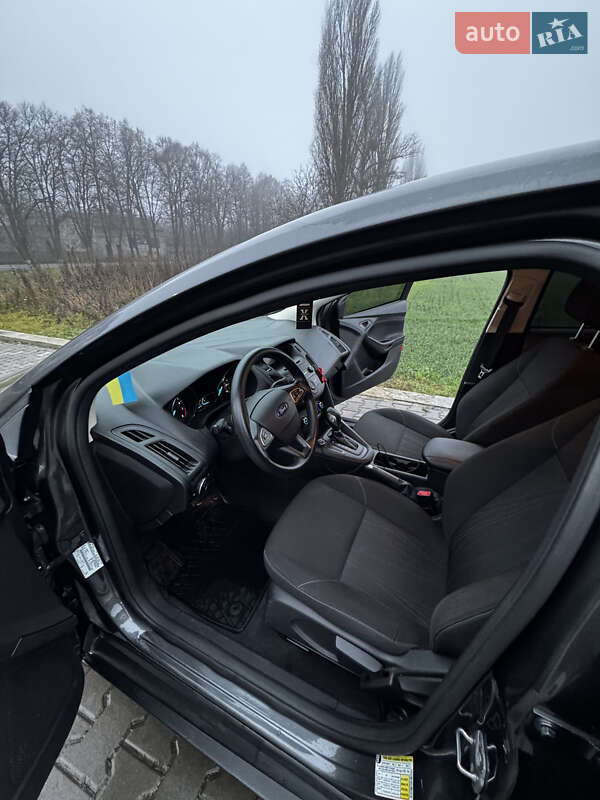 Седан Ford Focus 2014 в Вишневом