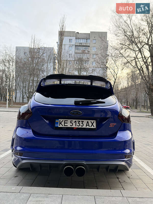 Хэтчбек Ford Focus 2013 в Днепре