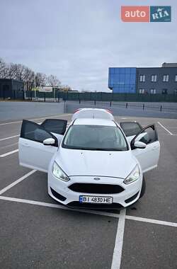 Седан Ford Focus 2015 в Полтаві