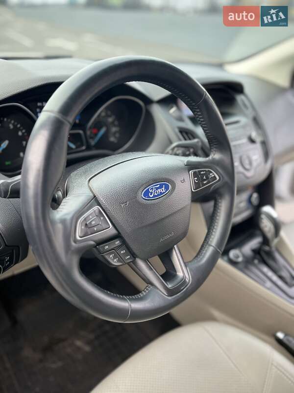 Седан Ford Focus 2015 в Полтаве фото 28 Седан Ford Focus 2015 в Полтаве