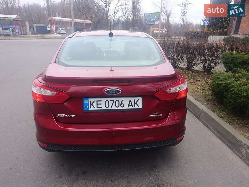 Седан Ford Focus 2014 в Днепре