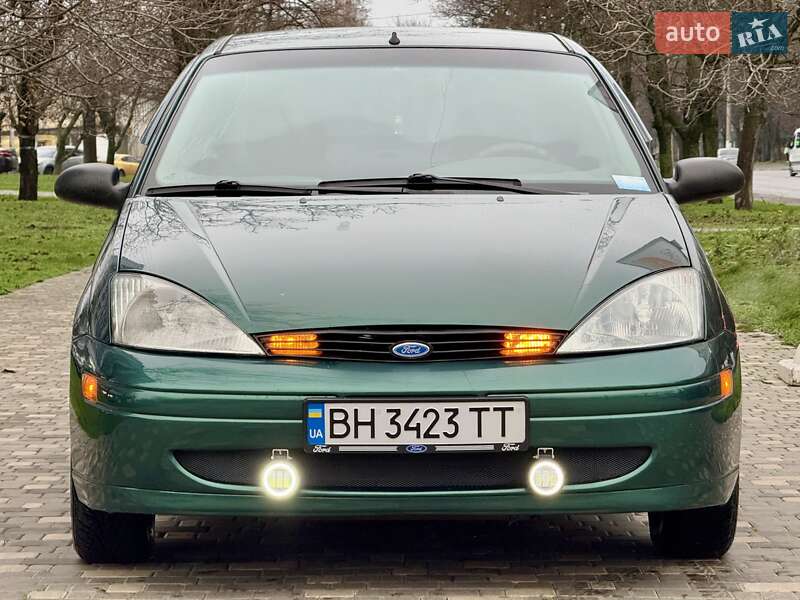 Седан Ford Focus 2001 в Одессе