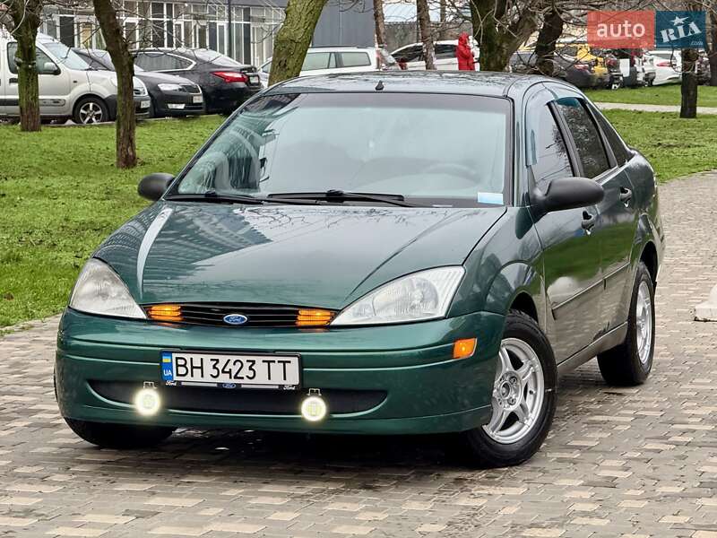 Седан Ford Focus 2001 в Одессе