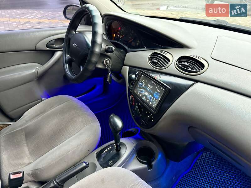 Седан Ford Focus 2001 в Одессе