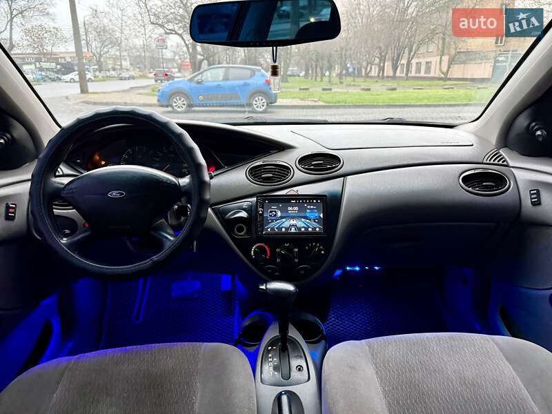 Седан Ford Focus 2001 в Одессе