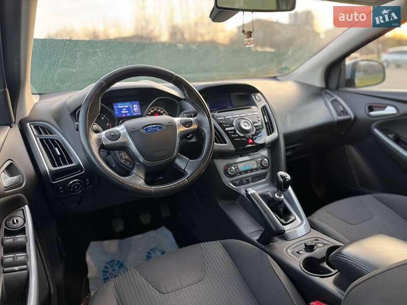 Универсал Ford Focus 2013 в Ивано-Франковске