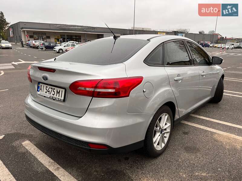 Седан Ford Focus 2017 в Петропавловской Борщаговке фото 4 Седан Ford Focus 2017 в Петропавловской Борщаговке