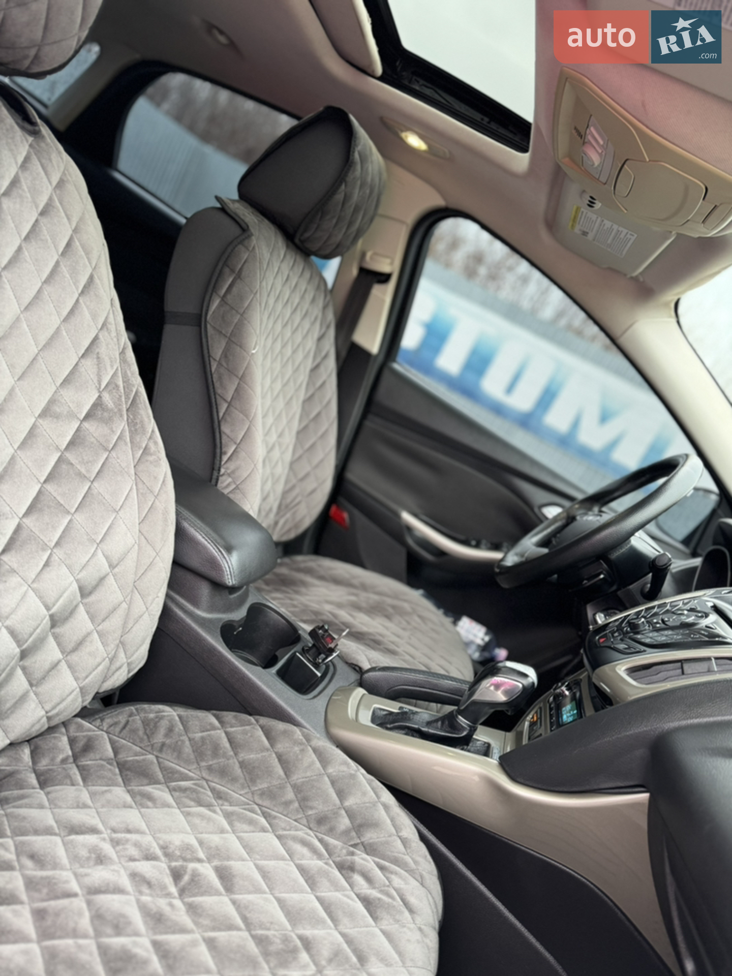 2012 Ford Focus - мініатюра 10
