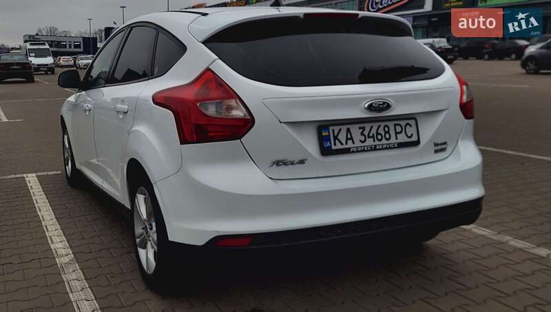 Хэтчбек Ford Focus 2013 в Киеве