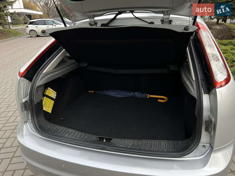 Хэтчбек Ford Focus 2008 в Тернополе фото 31 Хэтчбек Ford Focus 2008 в Тернополе