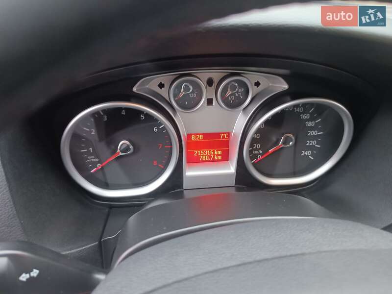 Седан Ford Focus 2010 в Сторожинці