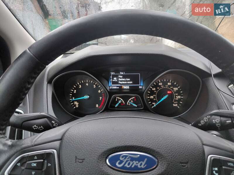 Хэтчбек Ford Focus 2015 в Новоархангельске фото 2 Хэтчбек Ford Focus 2015 в Новоархангельске