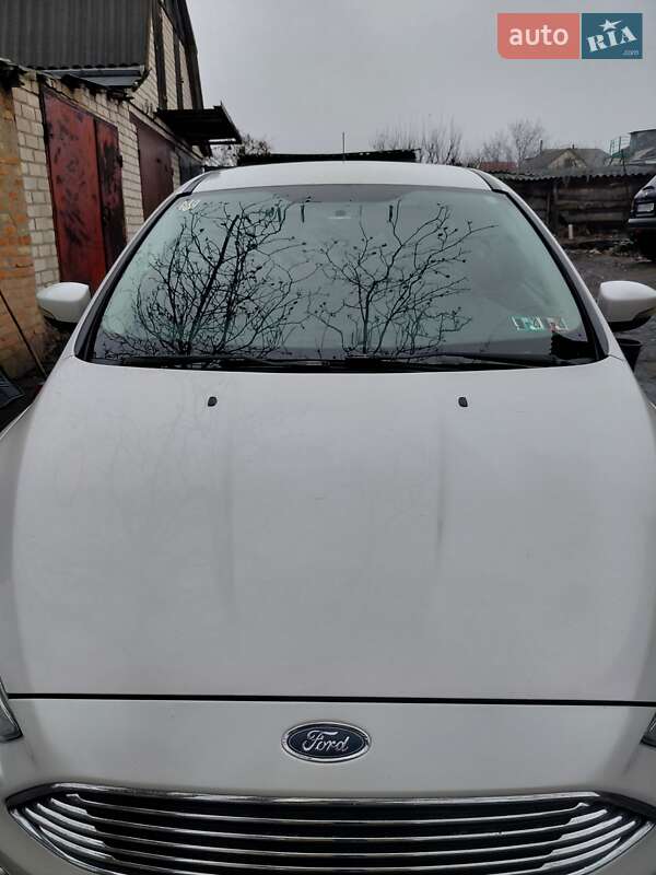 Хэтчбек Ford Focus 2015 в Новоархангельске фото 26 Хэтчбек Ford Focus 2015 в Новоархангельске