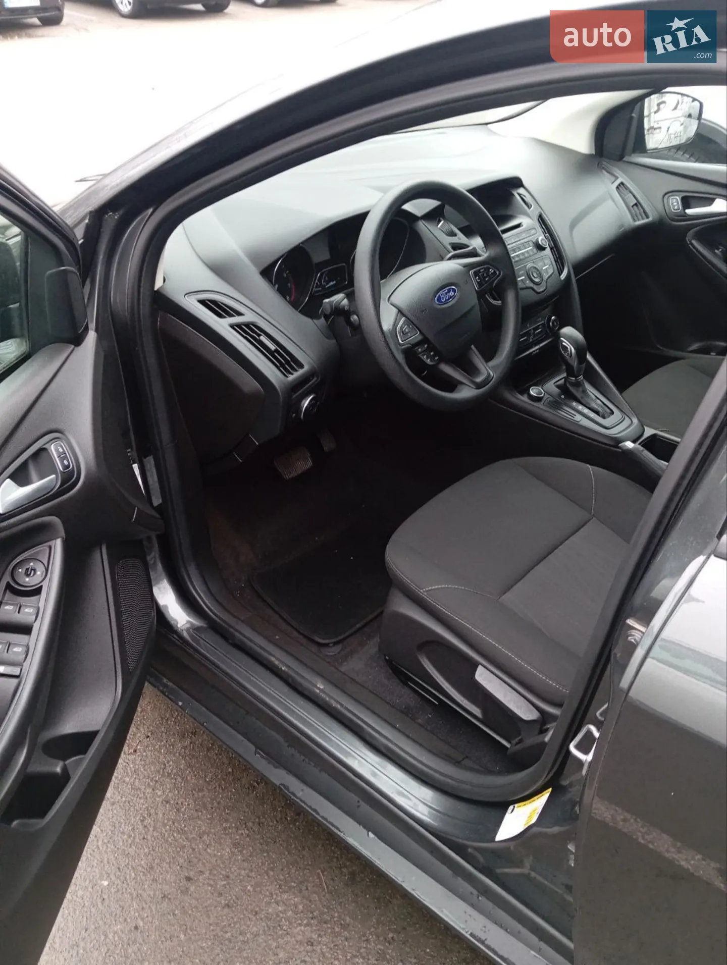 2017 Ford Focus - мініатюра 11