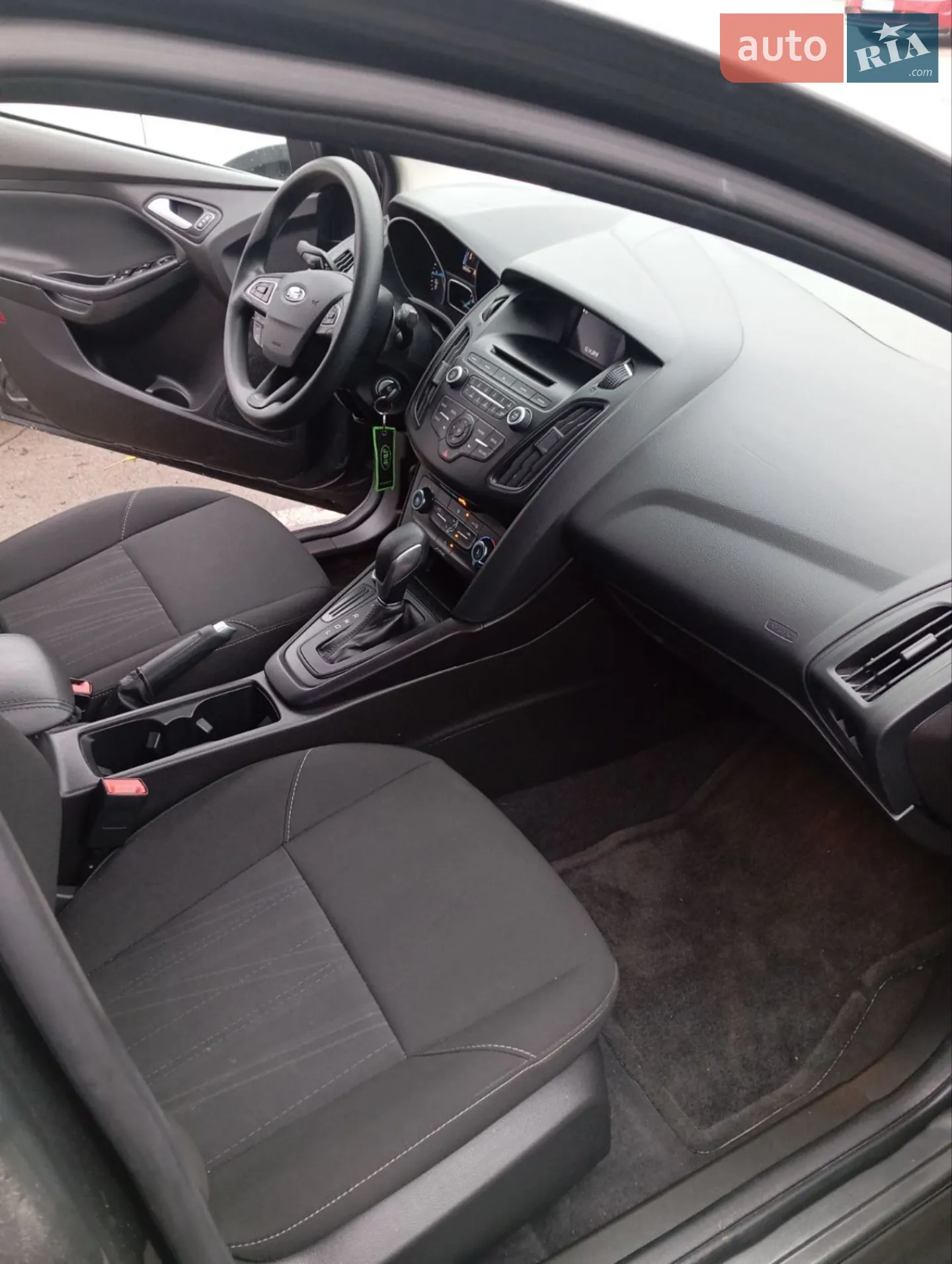 2017 Ford Focus - мініатюра 12