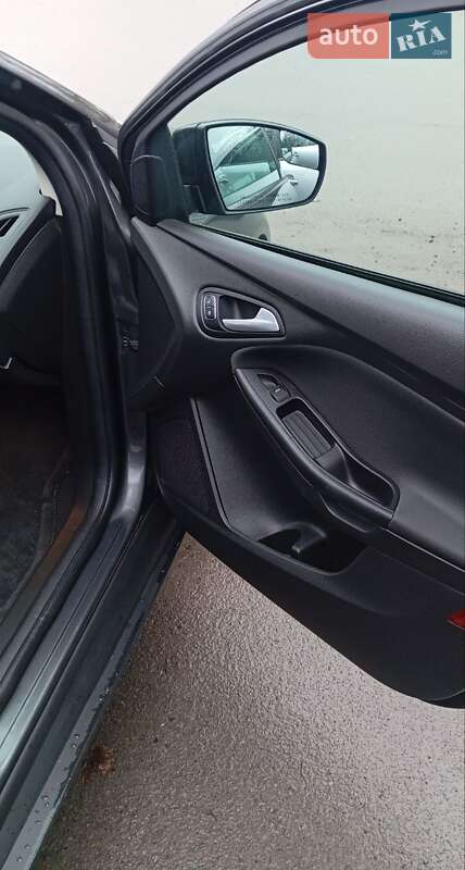 Седан Ford Focus 2017 в Луцке фото 27 Седан Ford Focus 2017 в Луцке