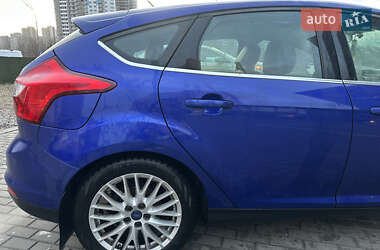 Хэтчбек Ford Focus 2014 в Киеве