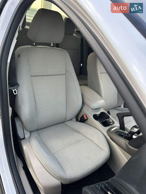 Седан Ford Focus 2012 в Киеве