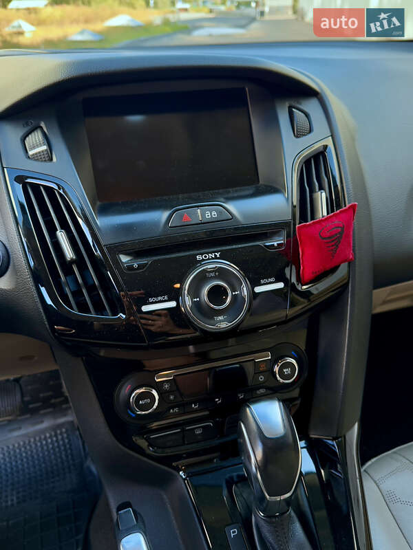 Хэтчбек Ford Focus 2013 в Киеве фото 11 Хэтчбек Ford Focus 2013 в Киеве