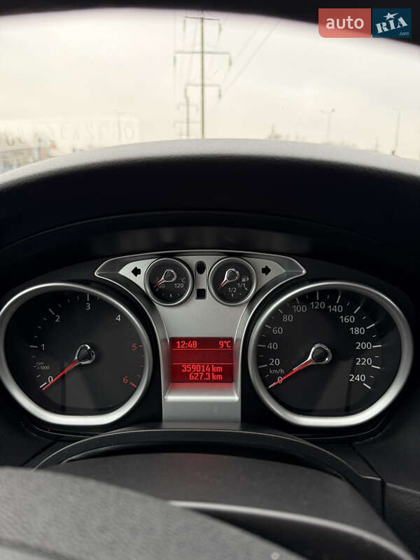 Хэтчбек Ford Focus 2010 в Ирпене