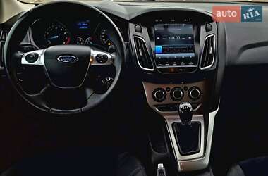 Хэтчбек Ford Focus 2013 в Киеве