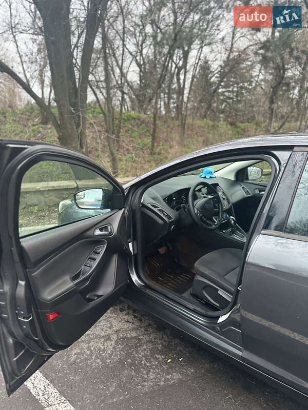 Седан Ford Focus 2016 в Черкассах фото 8 Седан Ford Focus 2016 в Черкассах