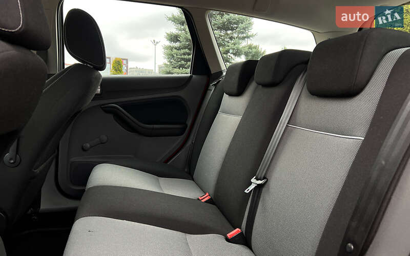 Универсал Ford Focus 2010 в Львове фото 18 Универсал Ford Focus 2010 в Львове