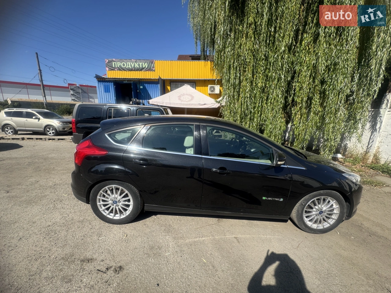 2012 Ford Focus - мініатюра 17