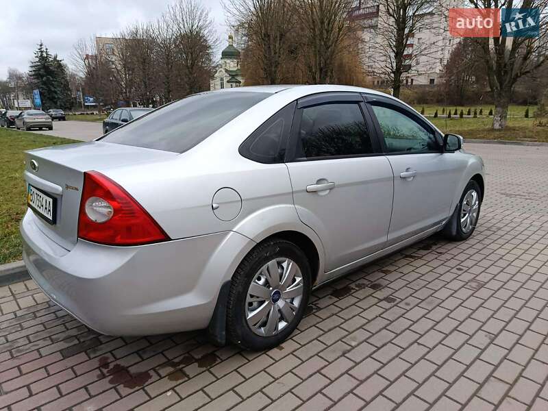 Седан Ford Focus 2010 в Тернополі