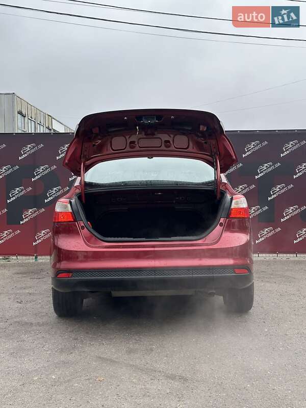 Седан Ford Focus 2014 в Сумах